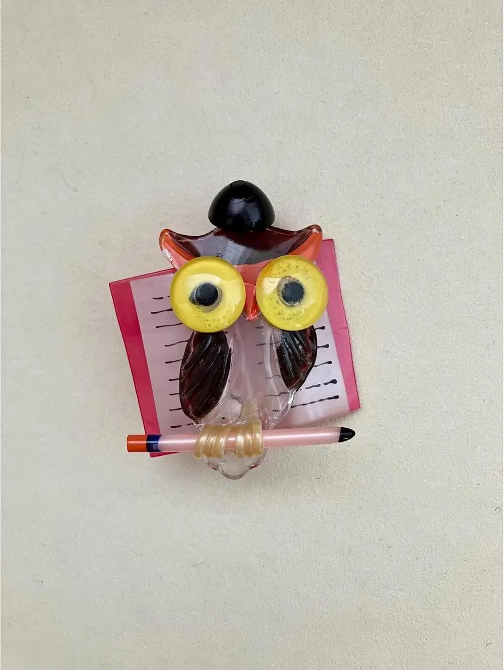 Vintage 1940s Lucite Owl Brooch: Novelty Jewelry
